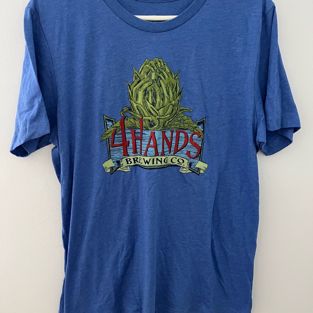 Size L 4 Hands Brewing Co Blue T-Shirt